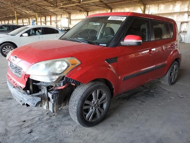 2013 KIA Soul +