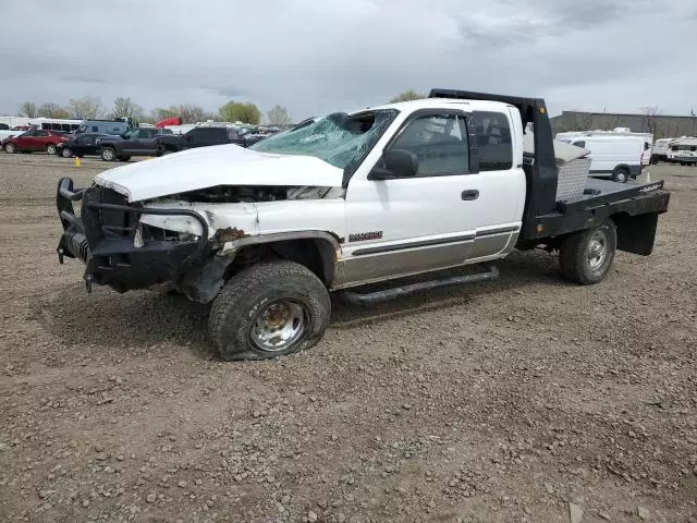 1999 Dodge RAM 2500