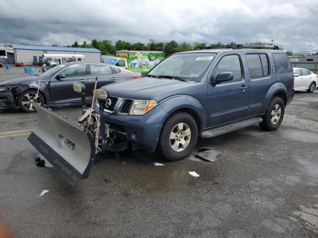 2006 Nissan Pathfinder LE