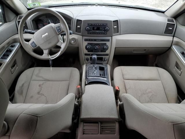 2005 Jeep Grand Cherokee Laredo