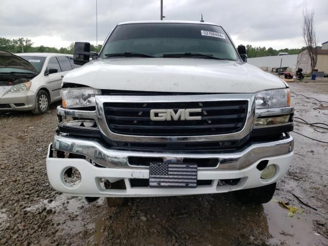 2004 GMC Sierra K2500 Heavy Duty