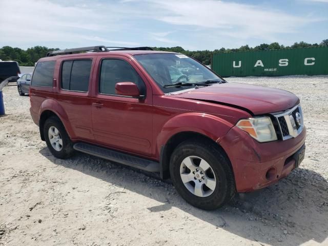 2006 Nissan Pathfinder LE