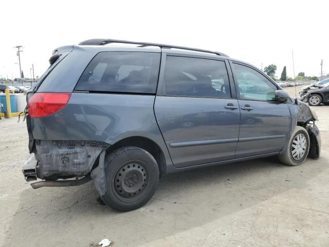 2009 Toyota Sienna CE