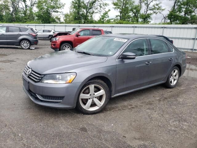 2013 Volkswagen Passat SE