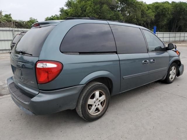 2005 Dodge Grand Caravan SXT