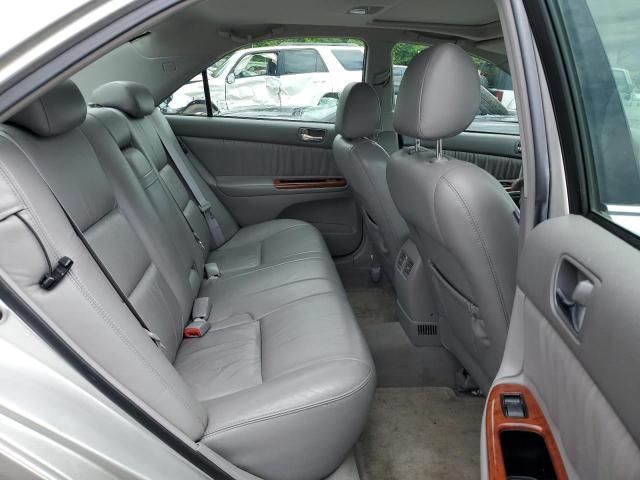 2004 Toyota Camry LE