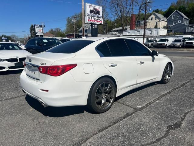 2017 Infiniti Q50 Premium