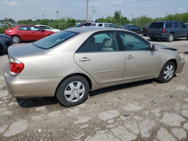 2005 Toyota Camry LE