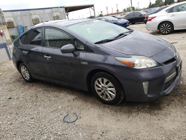 2014 Toyota Prius PLUG-IN