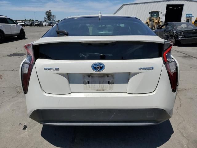 2016 Toyota Prius