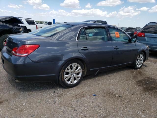 2010 Toyota Avalon XL