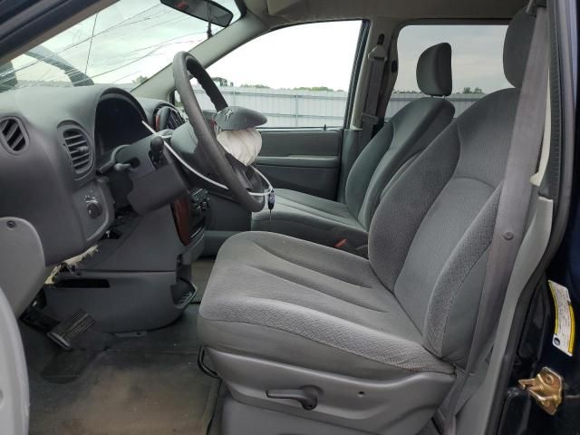 2005 Chrysler Town & Country