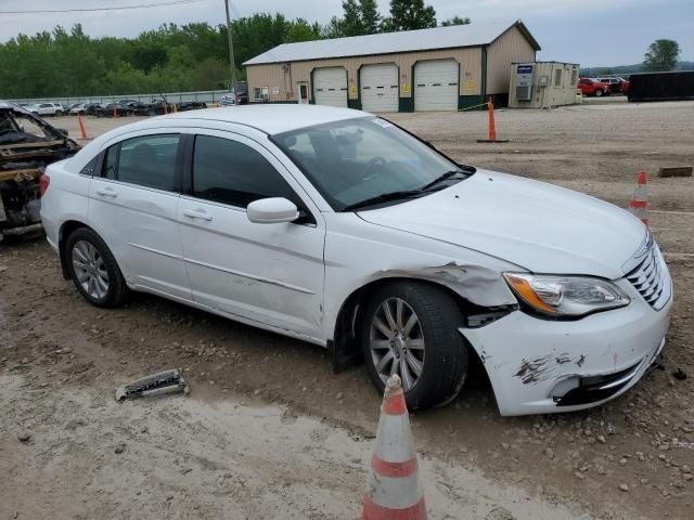 2013 Chrysler 200 Touring