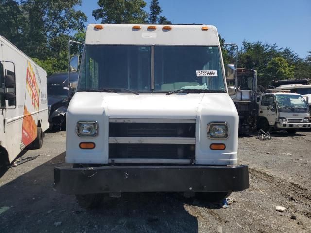 1998 Freightliner Chassis M Line WALK-IN Van