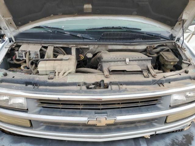 2000 Chevrolet Express G3500