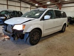 Salvage cars for sale at Lansing, MI auction: 2014 Chrysler Town & Country Touring L
