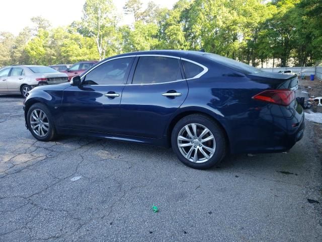 2017 Infiniti Q70 3.7