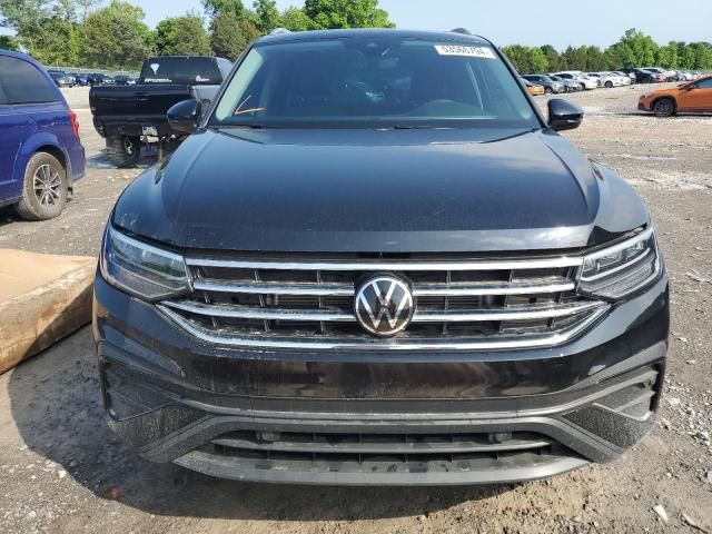 2023 Volkswagen Tiguan SE