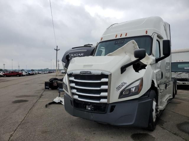 2022 Freightliner Cascadia 126