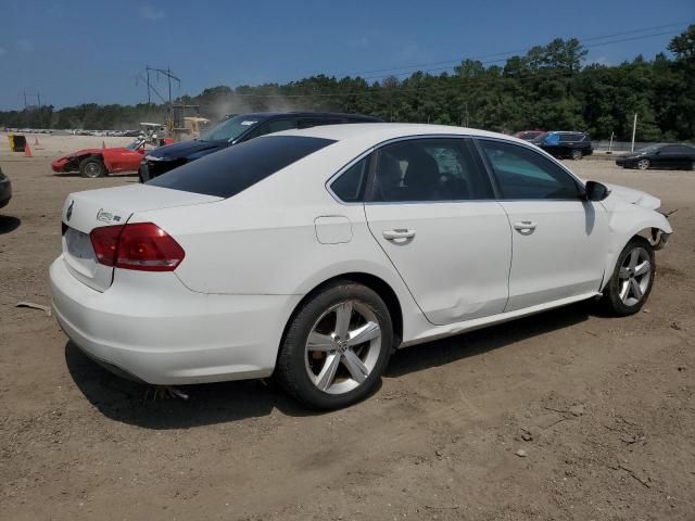 2012 Volkswagen Passat SE