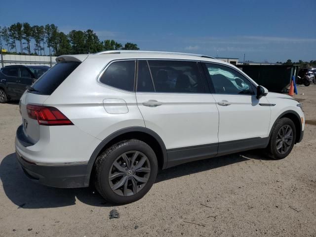 2023 Volkswagen Tiguan SE