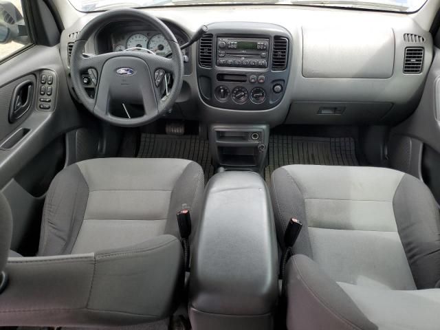 2003 Ford Escape XLS