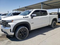 Carros salvage sin ofertas aún a la venta en subasta: 2021 Chevrolet Silverado K1500 LT