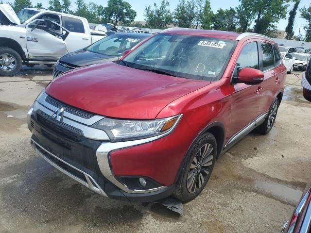 2020 Mitsubishi Outlander SE