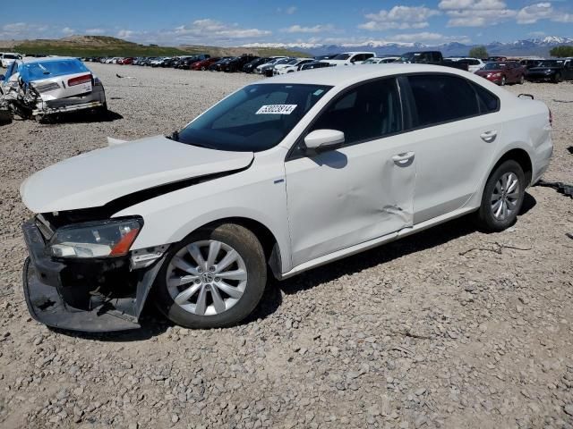 2013 Volkswagen Passat S