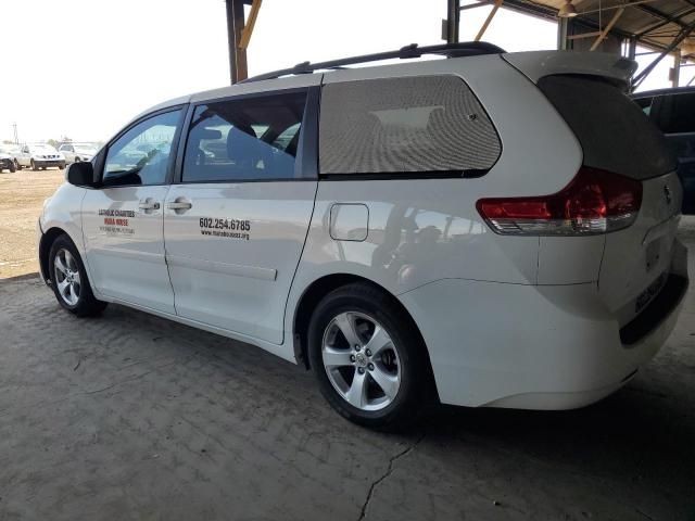 2012 Toyota Sienna LE