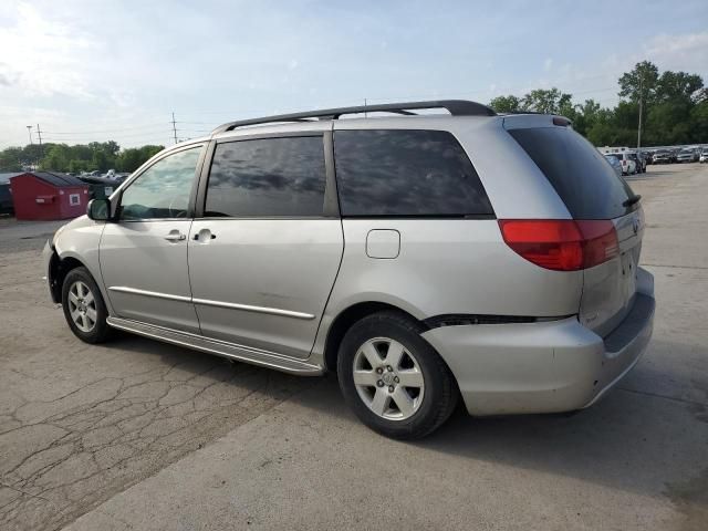 2004 Toyota Sienna CE