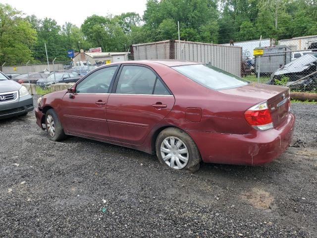 2005 Toyota Camry LE