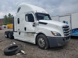 Salvage trucks for sale at Columbus, OH auction: 2019 Freightliner Cascadia 126