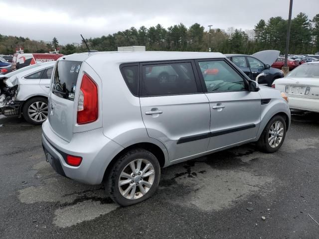 2013 KIA Soul +