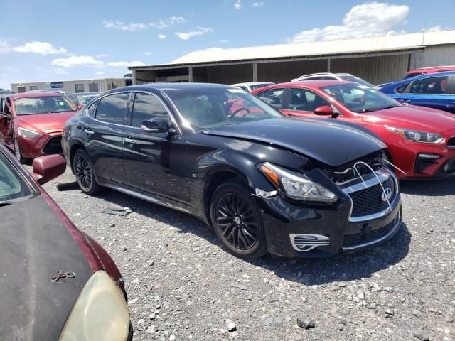 2015 Infiniti Q70 3.7