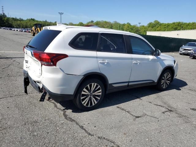 2019 Mitsubishi Outlander SE