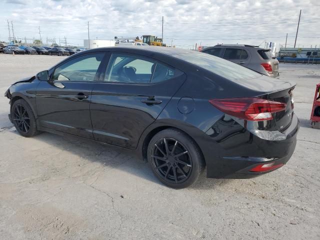 2020 Hyundai Elantra SE