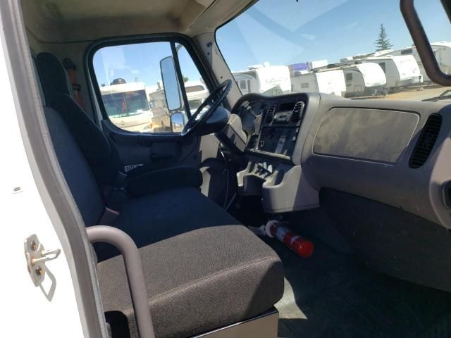 2015 Freightliner M2 106 Medium Duty