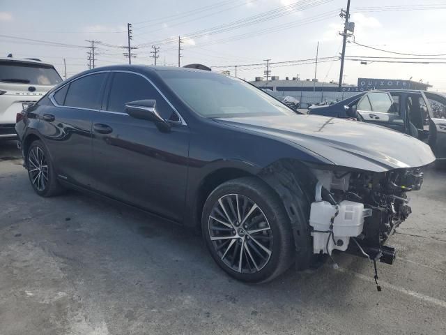 2022 Lexus ES 300H Base