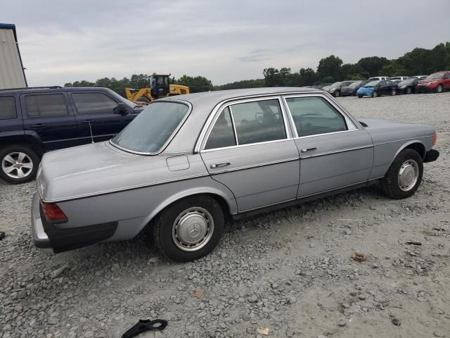 1982 Mercedes-Benz 240 D