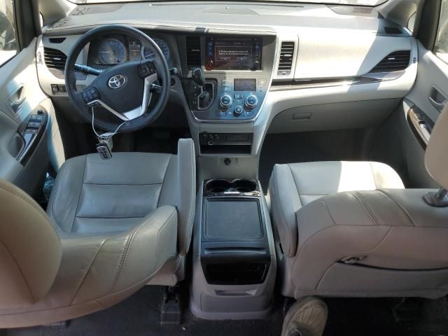 2015 Toyota Sienna XLE