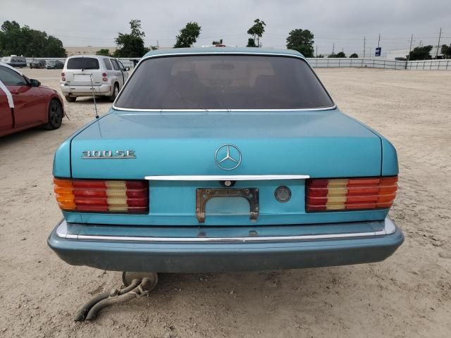 1991 Mercedes-Benz 300 SE