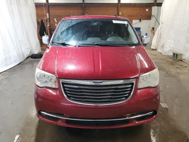 2012 Chrysler Town & Country Touring L