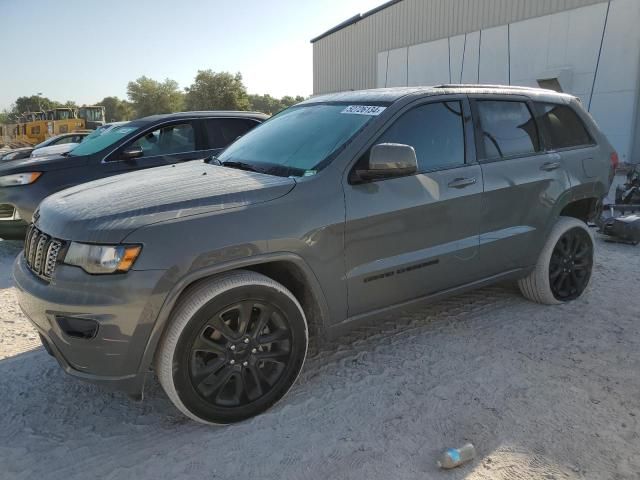 2020 Jeep Grand Cherokee Laredo