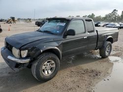 Salvage trucks for sale at Houston, TX auction: 2000 Toyota Tacoma Xtracab