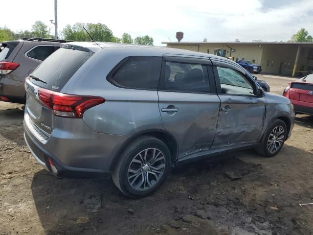 2016 Mitsubishi Outlander SE