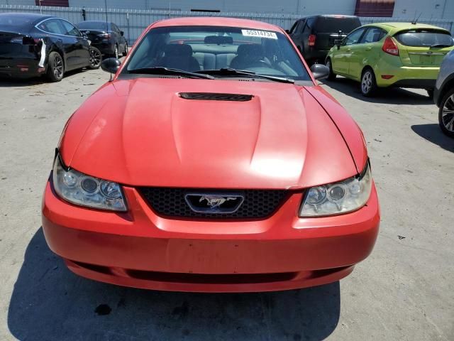 2003 Ford Mustang