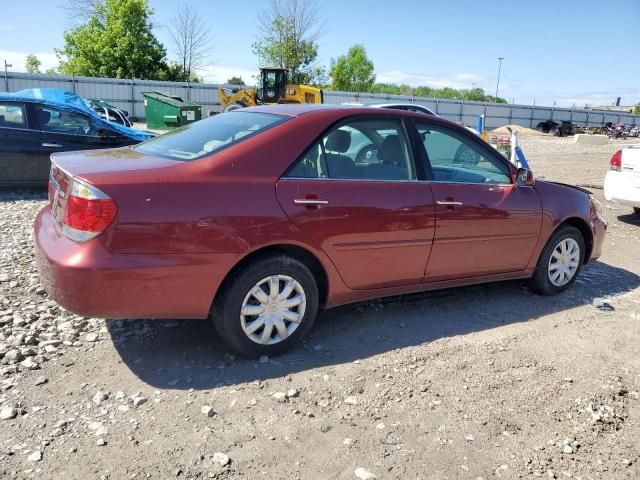 2005 Toyota Camry LE