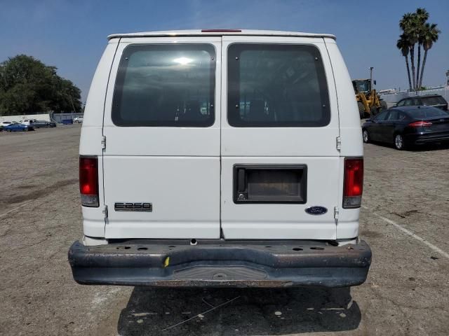 2012 Ford Econoline E250 Van