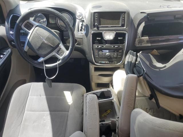 2012 Chrysler Town & Country Touring